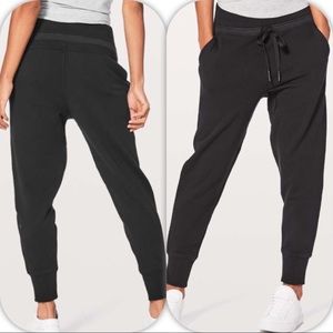 lululemon press pause jogger